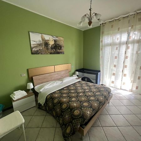 شقة Orio Relax 24H Airport 1 - 3 Minute From Arrival By Bus بيرغامو المظهر الخارجي الصورة